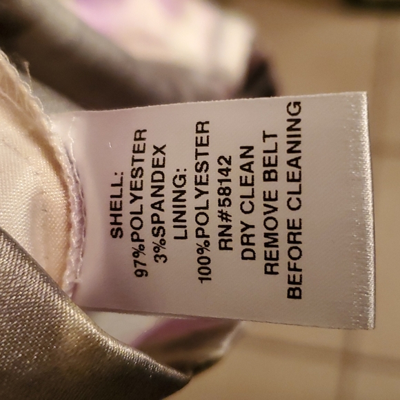 3/$30 London Times Satiny Dress with Belt and Peplum - Picture 6 of 7